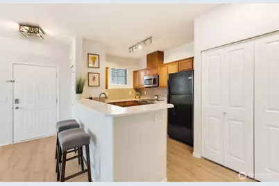 14915 38th Drive SE #2029, Bothell, WA 98012 - Photo 2