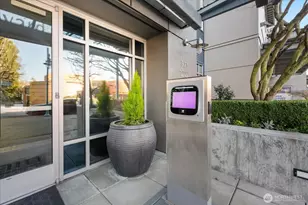 375 Kirkland Ave, Kirkland, WA 98033 - Photo 2