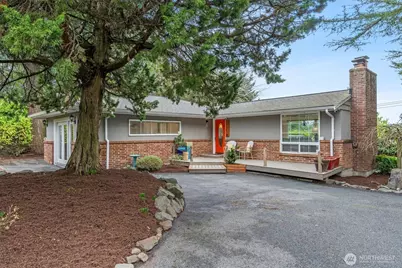 15612 38th Avenue NE, Lake Forest Park, WA 98155 - Photo 1