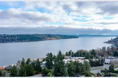 15612 38th Avenue NE, Lake Forest Park, WA 98155 - Photo 2
