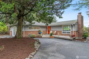 15612 38th Ave NE, Lake Forest Park, WA 98155 - Photo 4