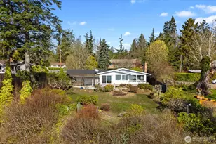 1128 Potlatch Beach Rd, Marysville, WA 98271 - Photo 4