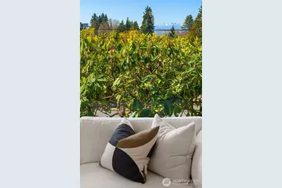 12024 9th Avenue NW, Seattle, WA 98177 - Photo 4