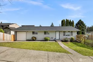 212 10th St, Snohomish, WA 98290 - Photo 2