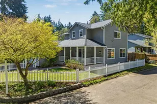 1535 Carr Blvd, Bremerton, WA 98312 - Photo 2