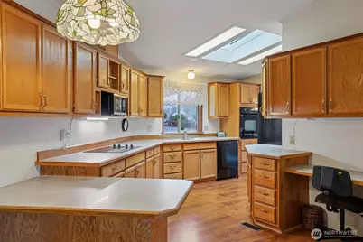 12314 124th Street E #17, Puyallup, WA 98374 - Photo 4