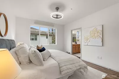 23924 NE 115th Lane #301, Redmond, WA 98053 - Photo 20