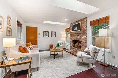 21007 Pioneer Way, Edmonds, WA 98026 - Photo 10