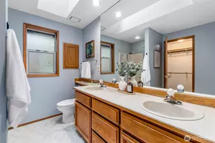 21007 Pioneer Way, Edmonds, WA 98026 - Photo 14