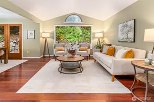 21007 Pioneer Way, Edmonds, WA 98026 - Photo 4