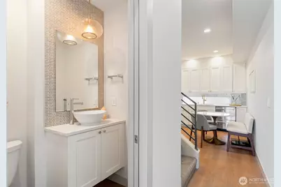 5030 Sand Point Place NE #B, Seattle, WA 98105 - Photo 10