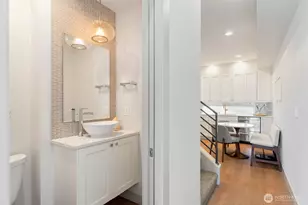 5030 Sand Point Pl NE, Seattle, WA 98105 - Photo 10