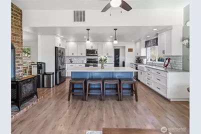 18703 SE 384th Street, Auburn, WA 98092 - Photo 8