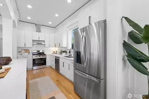 7908 S Lakeridge Dr, Seattle, WA 98178 - Photo 20