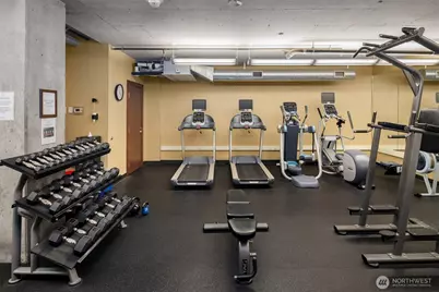 2720 3rd Avenue #505, Seattle, WA 98121 - Photo 16