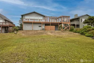 347 Sand Dune Ave SW, Ocean Shores, WA 98569 - Photo 2