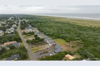 347 Sand Dune Avenue SW, Ocean Shores, WA 98569 - Photo 32