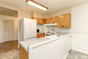 14523 Pioneer Wy E, Puyallup, WA 98372 - Photo 8