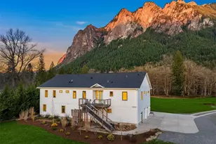 10210 428th Ave SE, North Bend, WA 98045 - Photo 2