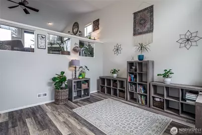 17218 84th Avenue NE, Arlington, WA 98223 - Photo 2