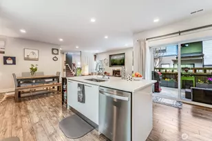 32819 Madrona Ave SE, Black Diamond, WA 98010 - Photo 4