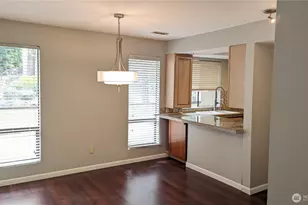 10819 NE 37th Pl, Bellevue, WA 98004 - Photo 10