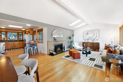 839 W Etruria Street, Seattle, WA 98119 - Photo 6