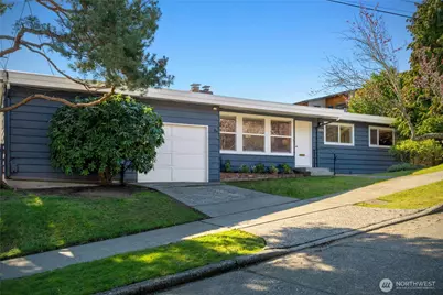 2415 W McGraw Street, Seattle, WA 98199 - Photo 1