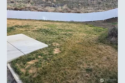 271 George Loop, Rock Island, WA 98850 - Photo 4