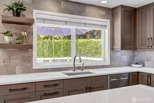 10523 NE 118th Ln, Kirkland, WA 98034 - Photo 10