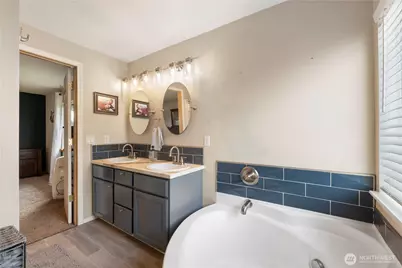 16541 Rainier View Drive SE, Yelm, WA 98597 - Photo 24