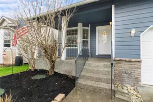 16541 Rainier View Dr SE, Yelm, WA 98597 - Photo 2