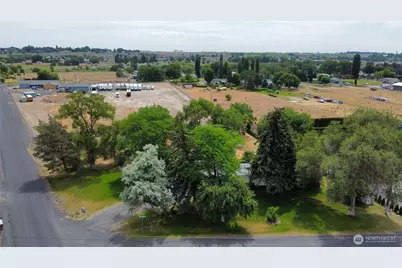 4477 Wenatchee Drive NE, Moses Lake, WA 98837 - Photo 12