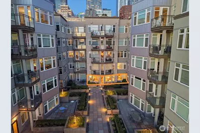 1900 Alaskan Way #108, Seattle, WA 98121 - Photo 30