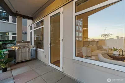 1900 Alaskan Way #108, Seattle, WA 98121 - Photo 28