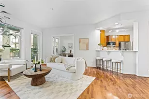 1900 Alaskan Wy, Seattle, WA 98121 - Photo 10