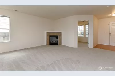 7017 179th Street Ct E, Puyallup, WA 98375 - Photo 4