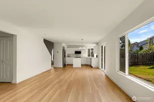 24241 SE 10th Pl, Sammamish, WA 98075 - Photo 12