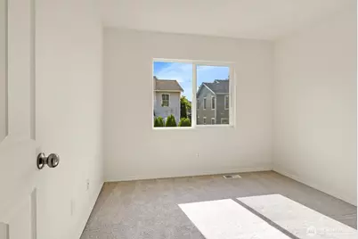 24241 SE 10th Place, Sammamish, WA 98075 - Photo 28