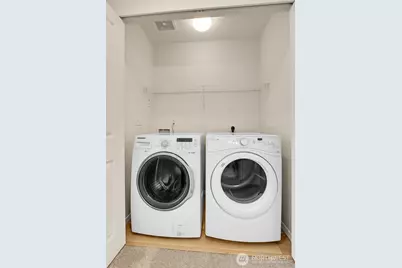 24241 SE 10th Place, Sammamish, WA 98075 - Photo 30