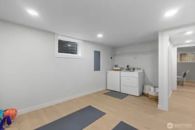 3901 151st Avenue SE, Bellevue, WA 98006 - Photo 32