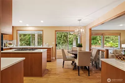 24229 NE 7th Place, Sammamish, WA 98074 - Photo 12