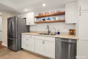 11905 93rd Ave NE, Kirkland, WA 98034 - Photo 8