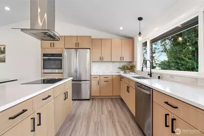 325 Melissa Street, Camano Island, WA 98282 - Photo 8