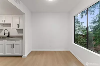 14020 Juanita Drive NE #B3, Kirkland, WA 98034 - Photo 8