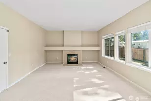 8412 165th St Ct E, Puyallup, WA 98375 - Photo 4