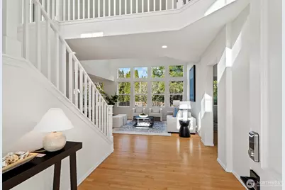 24022 SE 10th Street, Sammamish, WA 98075 - Photo 4