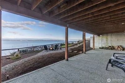 1067 Cavalero Road, Camano Island, WA 98282 - Photo 32