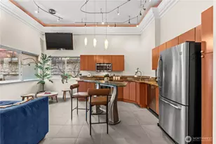 621 5th Ave N, Seattle, WA 98109 - Photo 4