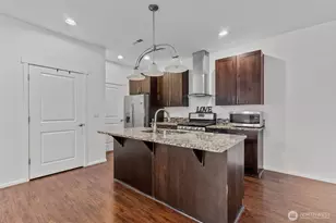 2055 S 263rd St, Des Moines, WA 98198 - Photo 8